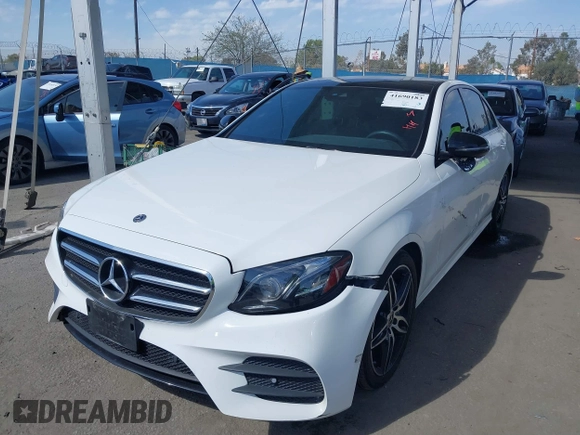 2019 Mercedes-Benz E-Class E 300 with VIN WDDZF4JB8KA566102, listed as a IAAI auction lot 41690183 with 89,085 mi miles. Bid and sale history available at carsss.com. Image 2.