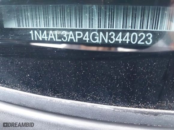 2016 Nissan Altima 2.5 S with VIN 1N4AL3AP4GN344023, listed as a IAAI auction lot 41238510 with 129,002 mi miles. Bid and sale history available at carsss.com. Image 9.