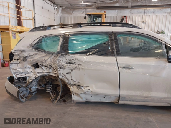 2021 Subaru Ascent Touring z VIN 4S4WMARD2M3439856, wystawiony jako IAAI lot #42051598 z przebiegiem 78 008 mil mil oraz . Historia ofert i sprzedaży dostępna na DreamBid. Obrazek 6.