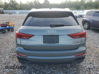 2023 Audi Q3 S line Premium z VIN WA1DECF35P1094199, wystawiony jako Copart lot #52099525 z przebiegiem 50 304 mil mil oraz Szkody całkowita. Historia ofert i sprzedaży dostępna na DreamBid. Obrazek 6.