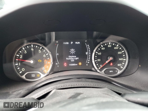 2017 Jeep Renegade Sport with VIN ZACCJBAB8HPF01536, listed as a Copart auction lot 43922765 with 145,883 mi miles and Non Repairable. Bid and sale history available at carsss.com. Image 9.