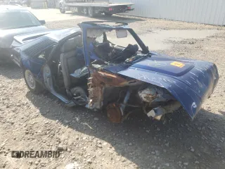 1985 Ford Mustang with VIN 1FABP28A4FF128833, listed as a Copart auction lot 61380294 with Not provided miles and Non repairable. Bid and sale history available at DreamBid. Image 4.