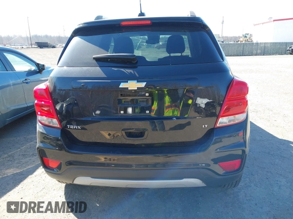 2019 Chevrolet Trax LT z VIN KL7CJLSB1KB774921, wystawiony jako IAAI lot #41590380 z przebiegiem 56 377 mil mil oraz . Historia ofert i sprzedaży dostępna na DreamBid. Obrazek 17.