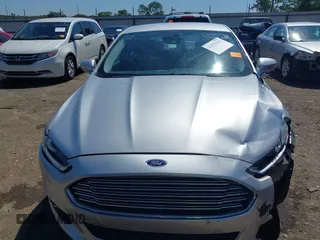 2013 Ford Fusion SE z VIN 3FA6P0HR2DR163219, wystawiony jako IAAI lot #42255313 z przebiegiem 86 631 mil mil oraz . Historia ofert i sprzedaży dostępna na DreamBid. Obrazek 12.