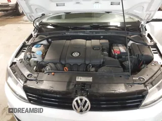 2011 Volkswagen Jetta SE with VIN 3VWDX7AJXBM315916, listed as a IAAI auction lot 42311284 with 207,297 mi miles and . Bid and sale history available at DreamBid. Image 10.