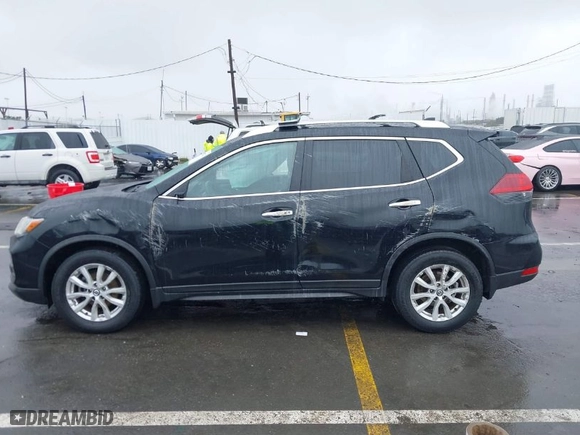 2019 Nissan Rogue S with VIN JN8AT2MT7KW261349, listed as a IAAI auction lot 41527213 with NaN miles. Bid and sale history available at carsss.com. Image 14.