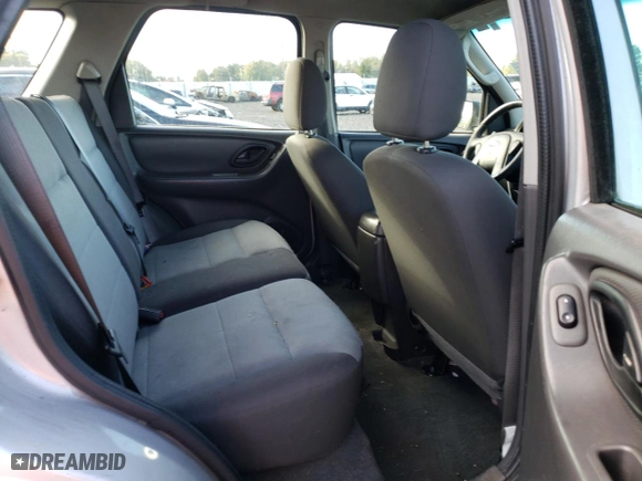 2007 Ford Escape XLS with VIN 1FMYU92Z97KA43155, listed as a Copart auction lot 75567154 with 240,603 mi miles and Salvage Title. Bid and sale history available at carsss.com. Image 12.