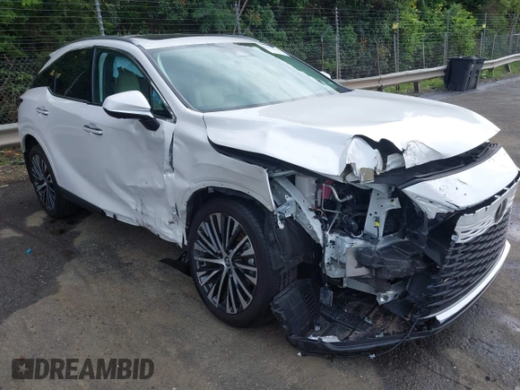 2024 Lexus RX 350 with VIN 2T2BAMCA6RC069209, listed as a IAAI auction lot 42492916 with 9,748 mi miles and . Bid and sale history available at DreamBid. Image 1.