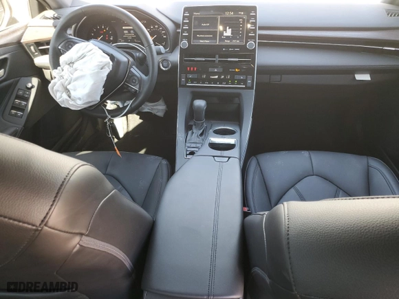2022 Toyota Avalon XLE with VIN 4T1AZ1FB2NU082592, listed as a Copart auction lot 88888385 with 35,112 mi miles and Salvage Title. Bid and sale history available at carsss.com. Image 8.