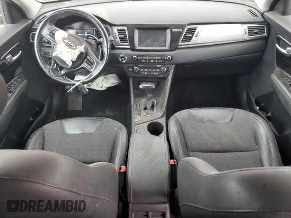 2017 Kia Niro EX with VIN KNDCC3LC5H5070796, listed as a Copart auction lot 55877834 with 95,441 mi miles and Salvage Title. Bid and sale history available at carsss.com. Image 8.