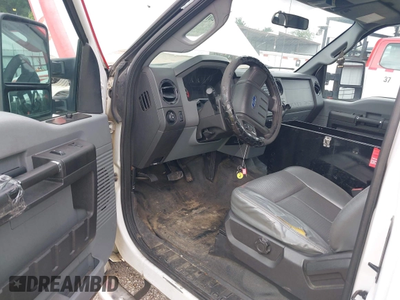 2016 Ford F-250 XL с VIN 1FD7X2B64GEC87410, выставлен на аукционе IAAI как лот 42014965 с пробегом Не указан миль и . История ставок и продаж доступна на DreamBid. Изображение 18.