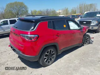 2019 Jeep Compass Trailhawk с VIN 3C4NJDDB1KT796771, выставлен на аукционе IAAI как лот 42235408 с пробегом Не указан миль и . История ставок и продаж доступна на DreamBid. Изображение 4.