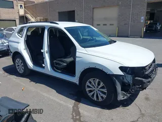 2019 Volkswagen Tiguan S with VIN 3VV1B7AX8KM197178, listed as a IAAI auction lot 42191187 with 49,422 mi miles and . Bid and sale history available at DreamBid. Image 1.