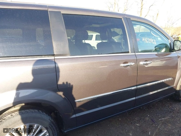 2016 Chrysler Town & Country Touring-L Anniversary Edition with VIN 2C4RC1CG8GR166537, listed as a IAAI auction lot 41828968 with 102,190 mi miles. Bid and sale history available at carsss.com. Image 14.