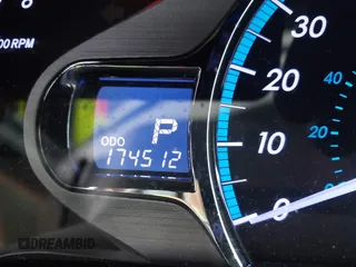 2012 Toyota Sienna XLE with VIN 5TDDK3DC3CS030466, listed as a IAAI auction lot 41914368 with 174,512 mi miles. Bid and sale history available at carsss.com. Image 15.