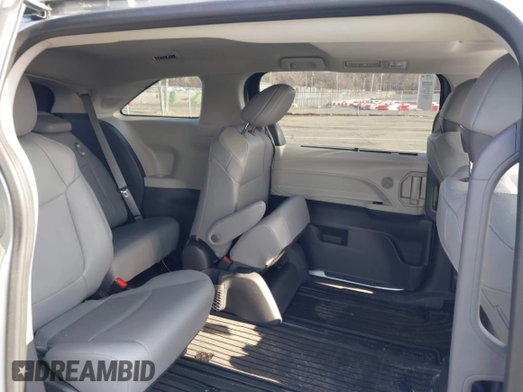 2023 Toyota Sienna XLE с VIN 5TDJSKFC5PS106883, выставлен на аукционе IAAI как лот 41792338 с пробегом 16 069 миль миль и . История ставок и продаж доступна на DreamBid. Изображение 8.