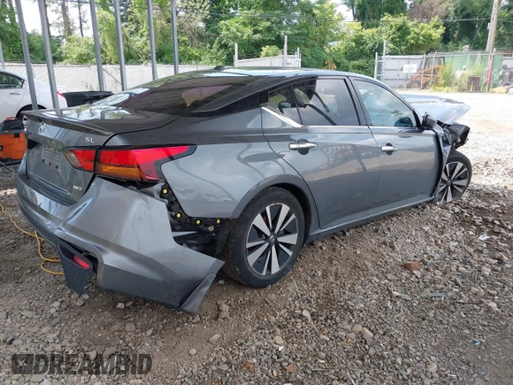 2019 Nissan Altima SL with VIN 1N4BL4EW9KC133318, listed as a IAAI auction lot 39806541 with 34,420 mi miles and . Bid and sale history available at DreamBid. Image 4.