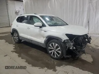 2023 Volkswagen Taos SE z VIN 3VVYX7B24PM332649, wystawiony jako Copart lot #42187795 z przebiegiem Nie podano mil oraz Czysty tytuł • Clean title. Historia ofert i sprzedaży dostępna na DreamBid. Obrazek 4.