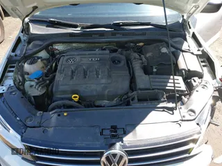2015 Volkswagen Jetta Sedan 2.0L TDI SEL with VIN 3VWLA7AJ2FM282123, listed as a IAAI auction lot 41887845 with 115,738 mi miles. Bid and sale history available at carsss.com. Image 10.