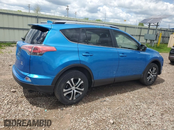 2018 Toyota RAV4 LE z VIN JTMBFREV6JJ260625, wystawiony jako Copart lot #56624485 z przebiegiem 47 281 mil mil oraz Szkoda całkowita • Salvage title. Historia ofert i sprzedaży dostępna na DreamBid. Obrazek 3.
