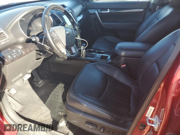 2015 Kia Sorento SX Limited z VIN 5XYKWDA76FG622700, wystawiony jako Copart lot #44179655 z przebiegiem 193 089 mil mil oraz Szkoda całkowita • Salvage title. Historia ofert i sprzedaży dostępna na DreamBid. Obrazek 7.