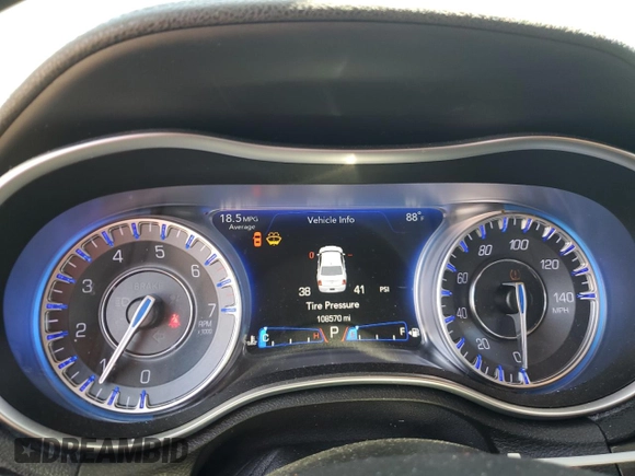 2016 Chrysler 300 Anniversary Edition z VIN 2C3CCAAG5GH269885, wystawiony jako Copart lot #58233085 z przebiegiem 108 570 mil mil oraz Szkoda całkowita • Salvage title. Historia ofert i sprzedaży dostępna na DreamBid. Obrazek 9.