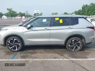 2022 Mitsubishi Outlander SE z VIN JA4J4UA86NZ030850, wystawiony jako IAAI lot #42488918 z przebiegiem 112 029 mil mil oraz . Historia ofert i sprzedaży dostępna na DreamBid. Obrazek 15.