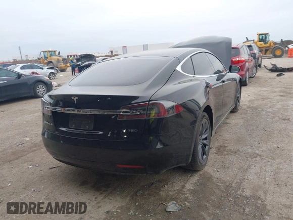 2018 Tesla Model S 75D with VIN 5YJSA1E22JF282828, listed as a IAAI auction lot 41595543 with 72,571 mi miles and . Bid and sale history available at DreamBid. Image 4.