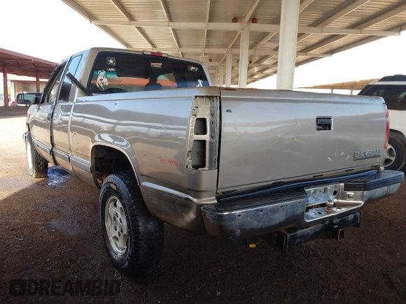 1998 Chevrolet Silverado 1500 with VIN 1GCEK19R5WR125586, listed as a IAAI auction lot 41797844 with 329,124 mi miles and . Bid and sale history available at DreamBid. Image 3.