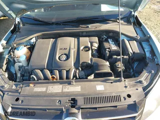 2013 Volkswagen Passat SE with VIN 1VWBP7A38DC095902, listed as a IAAI auction lot 41324349 with 170,771 mi miles. Bid and sale history available at carsss.com. Image 10.