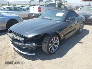 2020 BMW Z4 sDrive30i z VIN WBAHF3C06LWW72769, wystawiony jako IAAI lot #42458058 z przebiegiem 38 448 mil mil oraz . Historia ofert i sprzedaży dostępna na DreamBid. Obrazek 17.