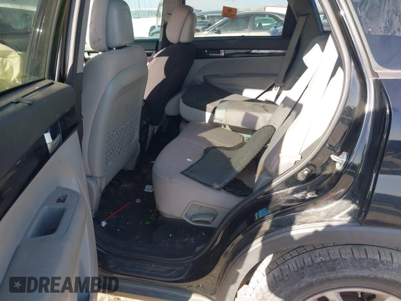 2014 Kia Sorento LX with VIN 5XYKT4A79EG482567, listed as a IAAI auction lot 41832550 with Not Provided miles and . Bid and sale history available at carsss.com. Image 8.