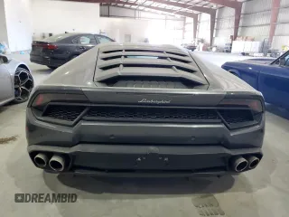 2017 Lamborghini Huracan z VIN ZHWUC2ZF8HLA06662, wystawiony jako Copart lot #79486704 z przebiegiem 41 899 mil mil oraz Tytuł czysty. Historia ofert i sprzedaży dostępna na DreamBid. Obrazek 6.