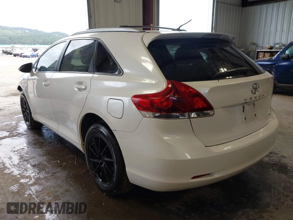 2015 Toyota Venza LE with VIN 4T3BA3BB8FU071568, listed as a IAAI auction lot 42416357 with 135,125 mi miles and . Bid and sale history available at DreamBid. Image 3.