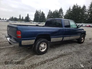 2001 Dodge Ram 2500 with VIN 3B7KC23Z71G739689, listed as a Copart auction lot 71533274 with 281,881 mi miles and Salvage Title. Bid and sale history available at carsss.com. Image 3.