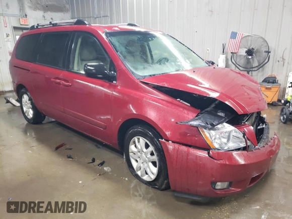 2008 Kia Sedona EX with VIN KNDMB233786244220, listed as a Copart auction lot 44936015 with 180,373 mi miles and Non Repairable. Bid and sale history available at carsss.com. Image 4.