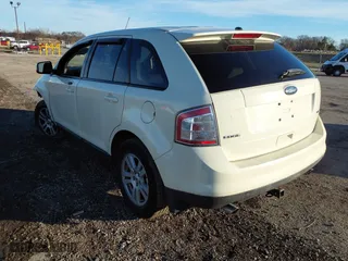 2008 Ford Edge SEL with VIN 2FMDK38C48BA46738, listed as a IAAI auction lot 41109477 with 141,446 mi miles. Bid and sale history available at carsss.com. Image 3.