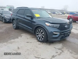 2022 Ford Explorer ST-Line with VIN 1FMSK7KH3NGA86476, listed as a IAAI auction lot 41645760 with 59,909 mi miles. Bid and sale history available at carsss.com. Image 1.