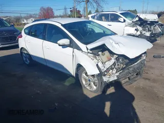 2014 Ford Focus SE with VIN 1FADP3K24EL411720, listed as a IAAI auction lot 40816752 with 102,089 mi miles. Bid and sale history available at carsss.com. Image 1.