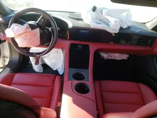 2022 Porsche Taycan 4S z VIN WP0AB2Y14NSA44380, wystawiony jako Copart lot #68717622 z przebiegiem Nie podano mil oraz . Historia ofert i sprzedaży dostępna na DreamBid. Obrazek 8.