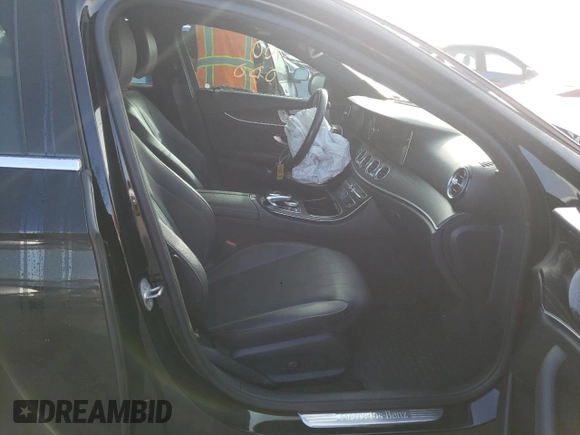 2018 Mercedes-Benz E-Class E 300 with VIN WDDZF4KB3JA459732, listed as a Copart auction lot 60569182 with 0 mi miles. Bid and sale history available at carsss.com. Image 5.