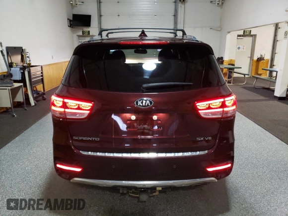 2018 Kia Sorento SX with VIN 5XYPKDA54JG419569, listed as a Copart auction lot 48179855 with 35,682 mi miles and Clean Title. Bid and sale history available at DreamBid. Image 6.