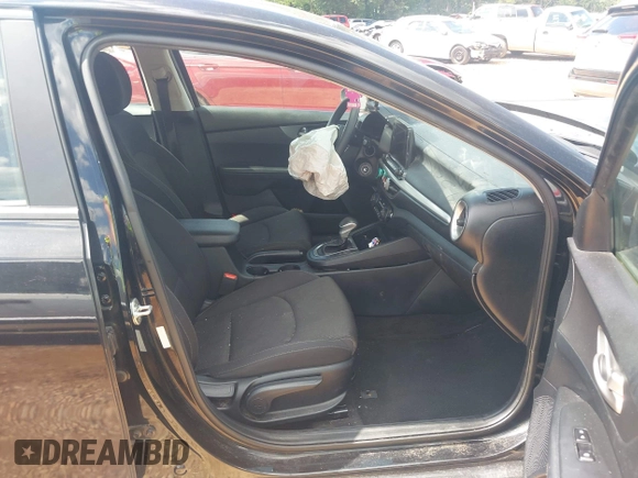 2019 Kia Forte LXS with VIN 3KPF24AD0KE014150, listed as a IAAI auction lot 42535367 with 55,770 mi miles and . Bid and sale history available at DreamBid. Image 5.