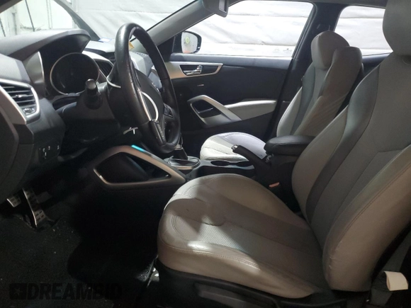 2012 Hyundai Veloster w/Gray Int z VIN KMHTC6AD8CU021518, wystawiony jako Copart lot #55635095 z przebiegiem 90 011 mil mil oraz Czysty tytuł • Clean title. Historia ofert i sprzedaży dostępna na DreamBid. Obrazek 7.