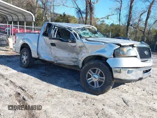 2007 Ford F-150 XLT with VIN 1FTPX14V87FA32806, listed as a IAAI auction lot 41618372 with 265,244 mi miles. Bid and sale history available at carsss.com. Image 1.