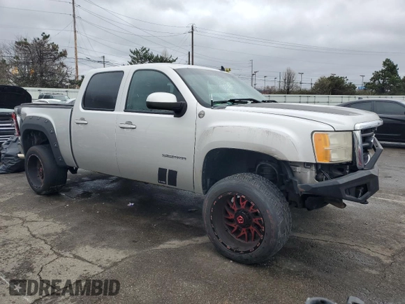 2010 GMC Sierra 1500 SLT z VIN 3GTRKWE31AG137534, wystawiony jako Copart lot #49826025 z przebiegiem 161 308 mil mil oraz Szkoda całkowita • Salvage title. Historia ofert i sprzedaży dostępna na DreamBid. Obrazek 4.