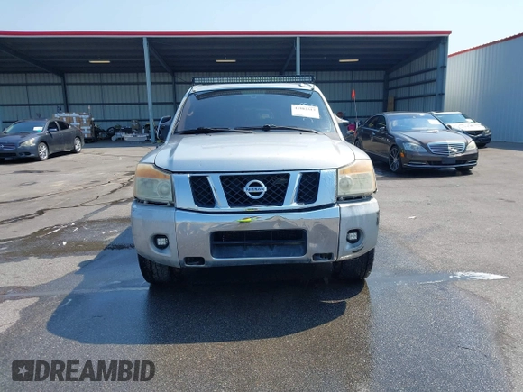 2010 Nissan Titan SE with VIN 1N6BA0ED3AN324773, listed as a IAAI auction lot 41982313 with 270,002 mi miles. Bid and sale history available at carsss.com. Image 12.