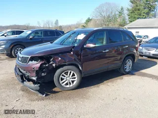 2014 Kia Sorento LX with VIN 5XYKT4A67EG463314, listed as a IAAI auction lot 41994387 with 164,461 mi miles. Bid and sale history available at carsss.com. Image 19.