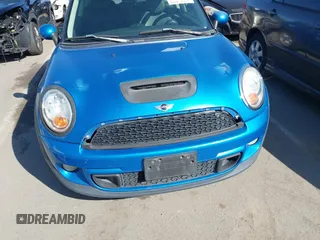 2011 MINI Hardtop S with VIN WMWSV3C53BTY23619, listed as a IAAI auction lot 42196130 with 175,578 mi miles and . Bid and sale history available at DreamBid. Image 12.