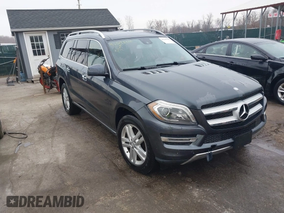 2015 Mercedes-Benz GL-Class GL 450 with VIN 4JGDF6EE7FA516507, listed as a IAAI auction lot 41543310 with 186,164 mi miles. Bid and sale history available at carsss.com. Image 1.